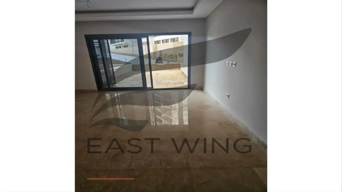 Luxury Apartment with Private Garden and Stunning View