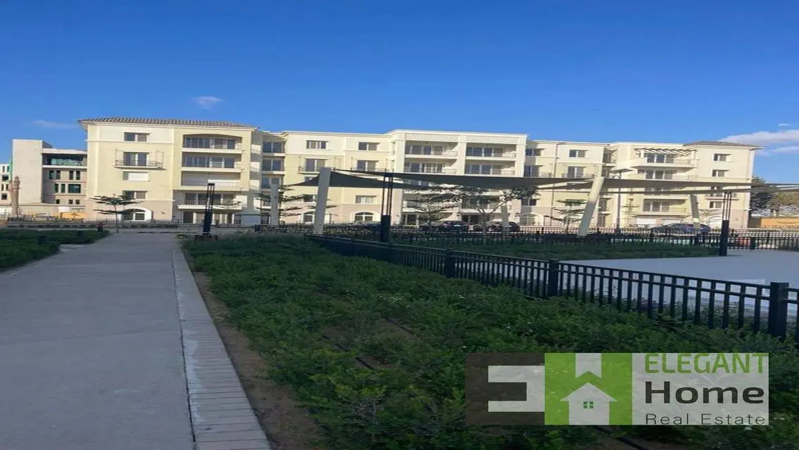 Luxury Apartment for Sale in Avenues Residences