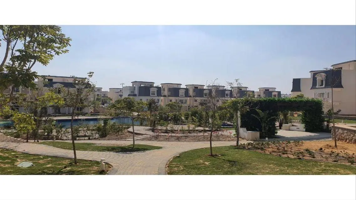 Luxury Apartment in Prime Community