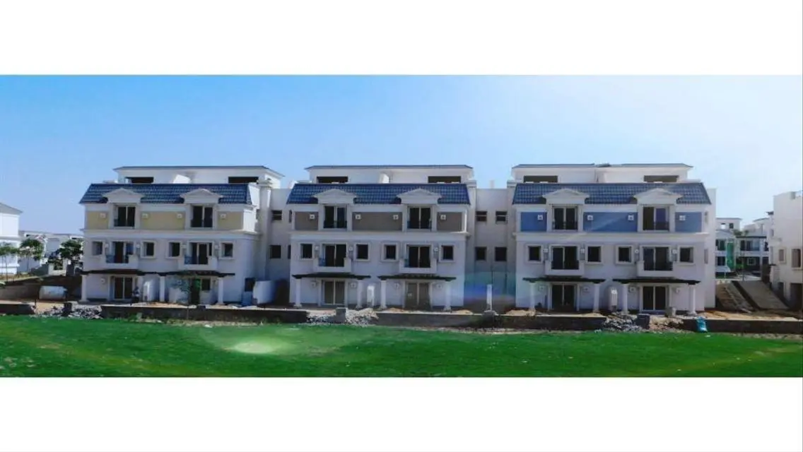 Luxury Apartment in Prime Community
