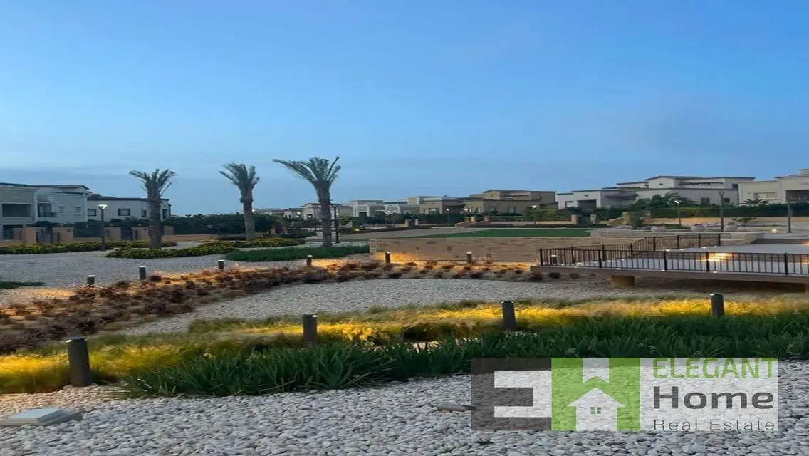 Luxury Apartment at Avenues Residences 2028