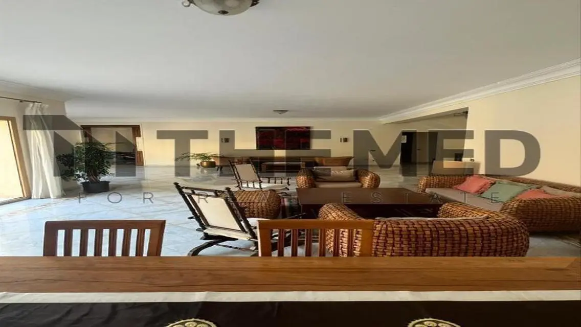Luxury Villa for Sale with Private Pool and Garden