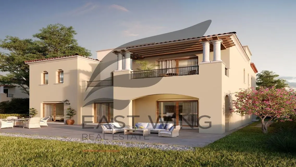 Luxury Apartment with Balcony and Private Garden