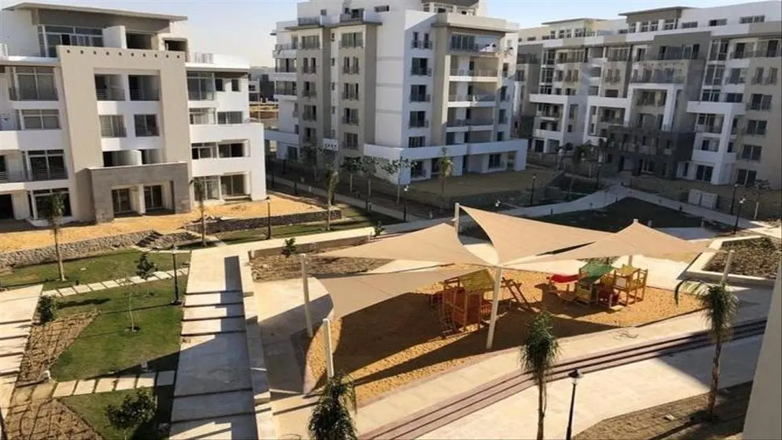 Luxury Apartment Overlooking Lakes for Sale