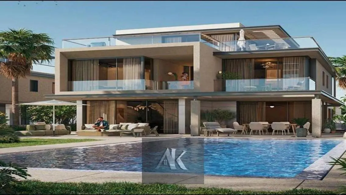 Luxury Apartment with Stunning Lake View