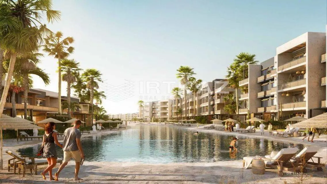 Luxury Apartment with 200 sqm Space and Lake View