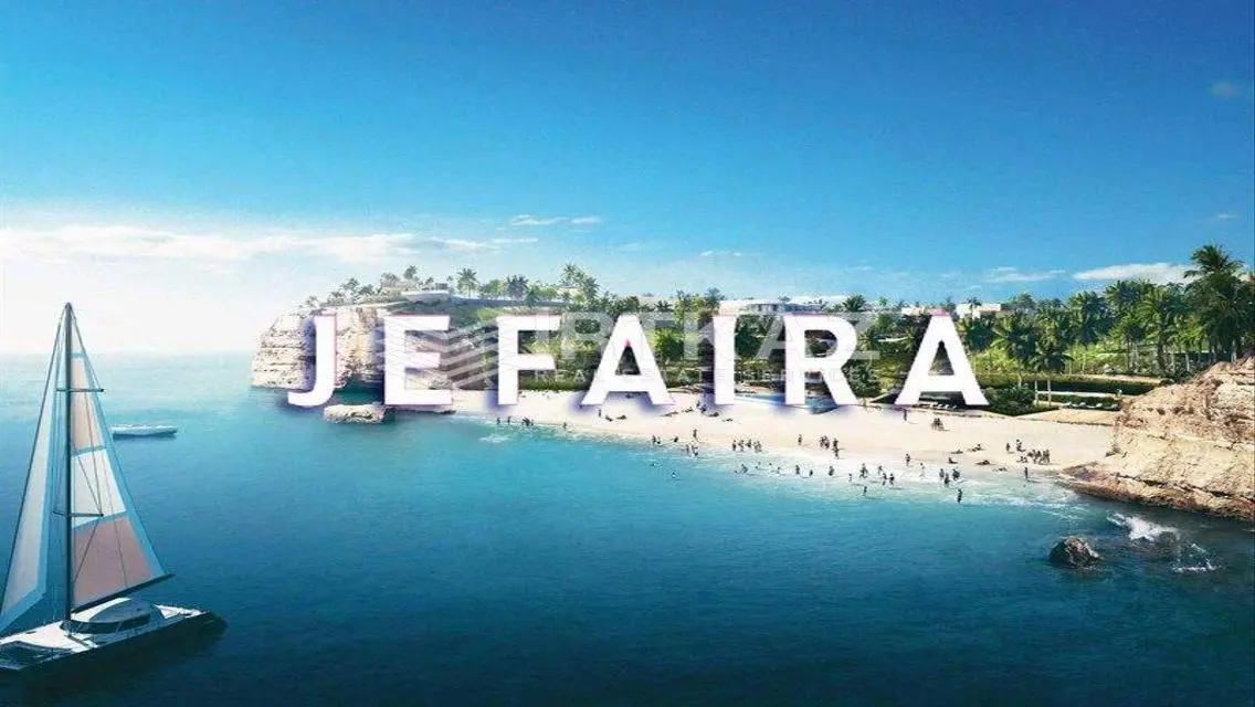 Luxury Apartment with 200 sqm Space and Lake View