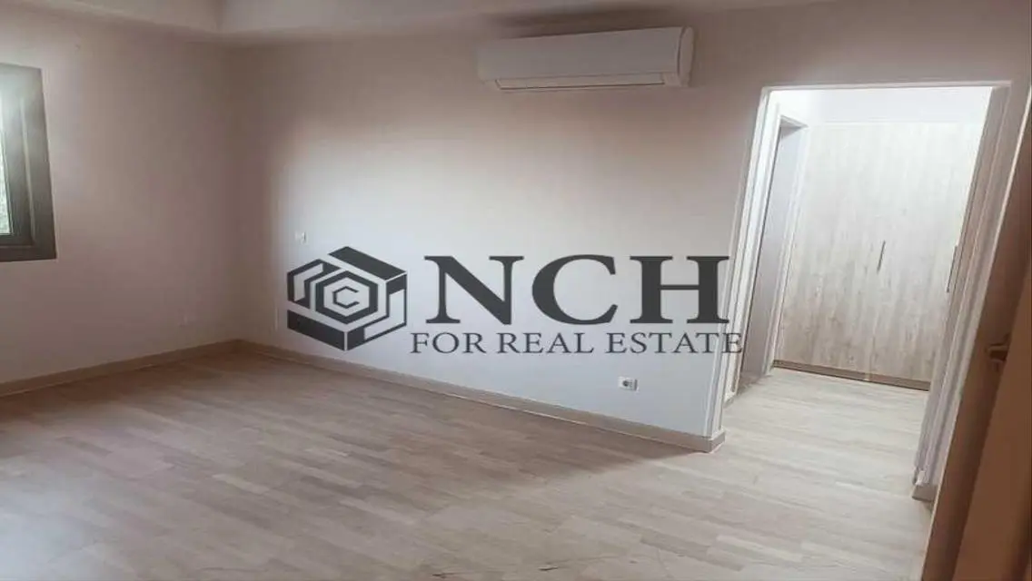Luxury Home for Sale in The Collaborative - Breathtaking Lake Views