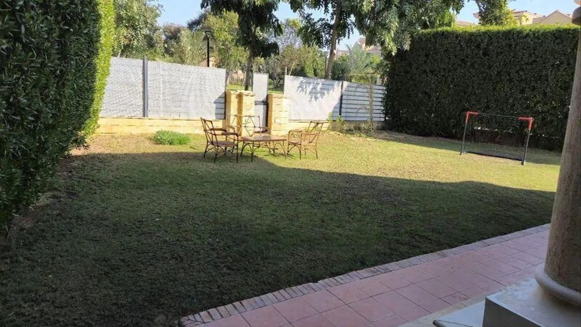 Luxury Apartment with Private Garden in Prime Location