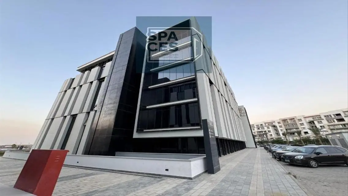 Luxurious Apartment with Spacious Layout