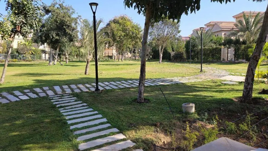 Luxury Apartment with Private Garden and Premium Amenities