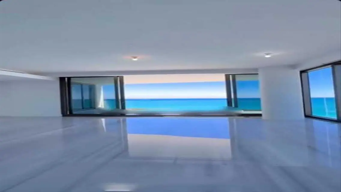 Luxury Apartment of 600 Square Meters with Stunning View