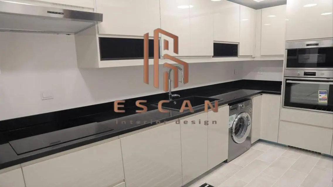 Luxury Apartment with Maid Room and Central Air Conditioning for Sale