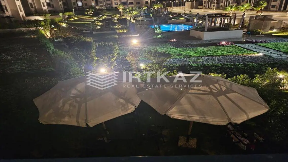 Luxury Apartment for Sale with Lake View