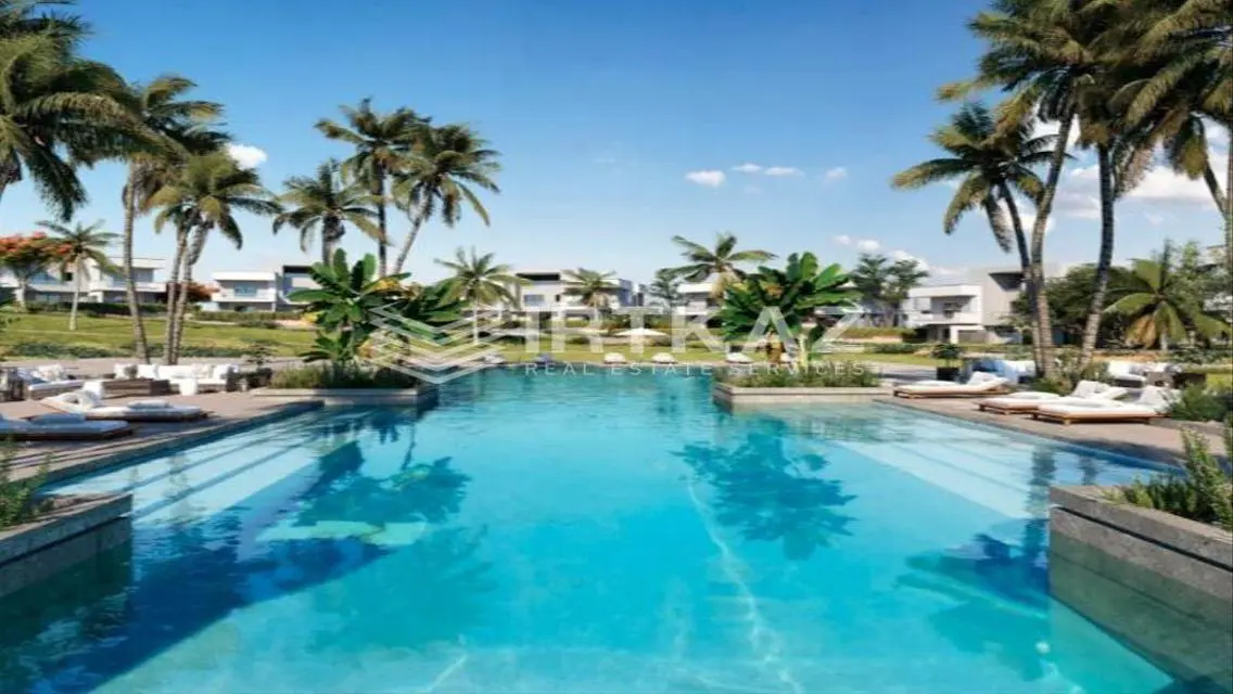 Luxury Apartment for Sale with Lake View