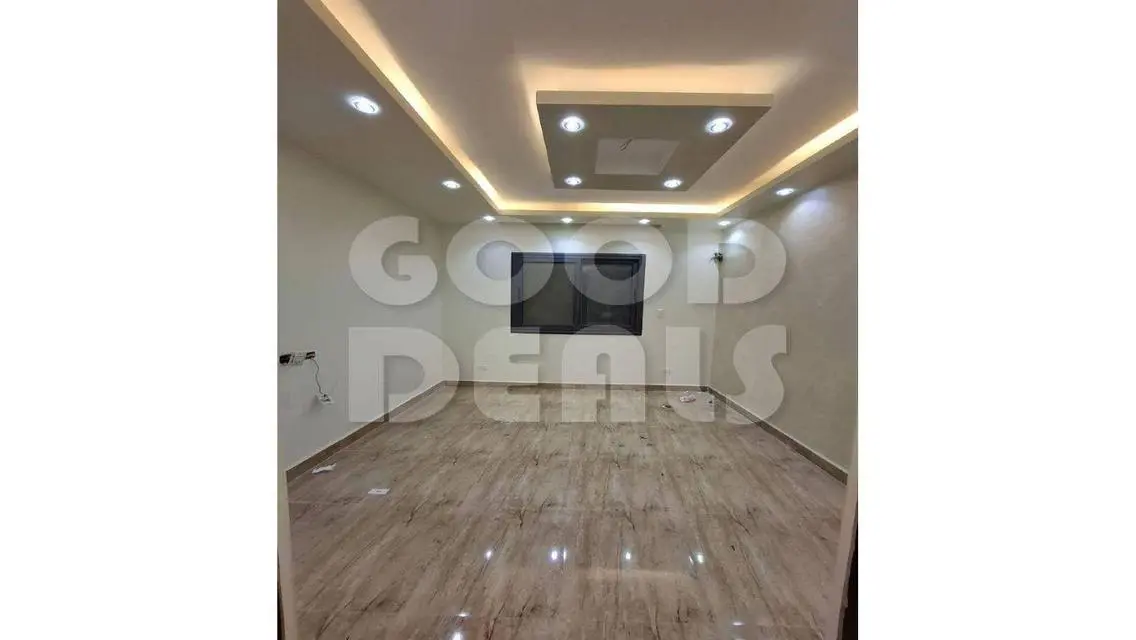 Stunning Apartment with Balcony and Security Guard