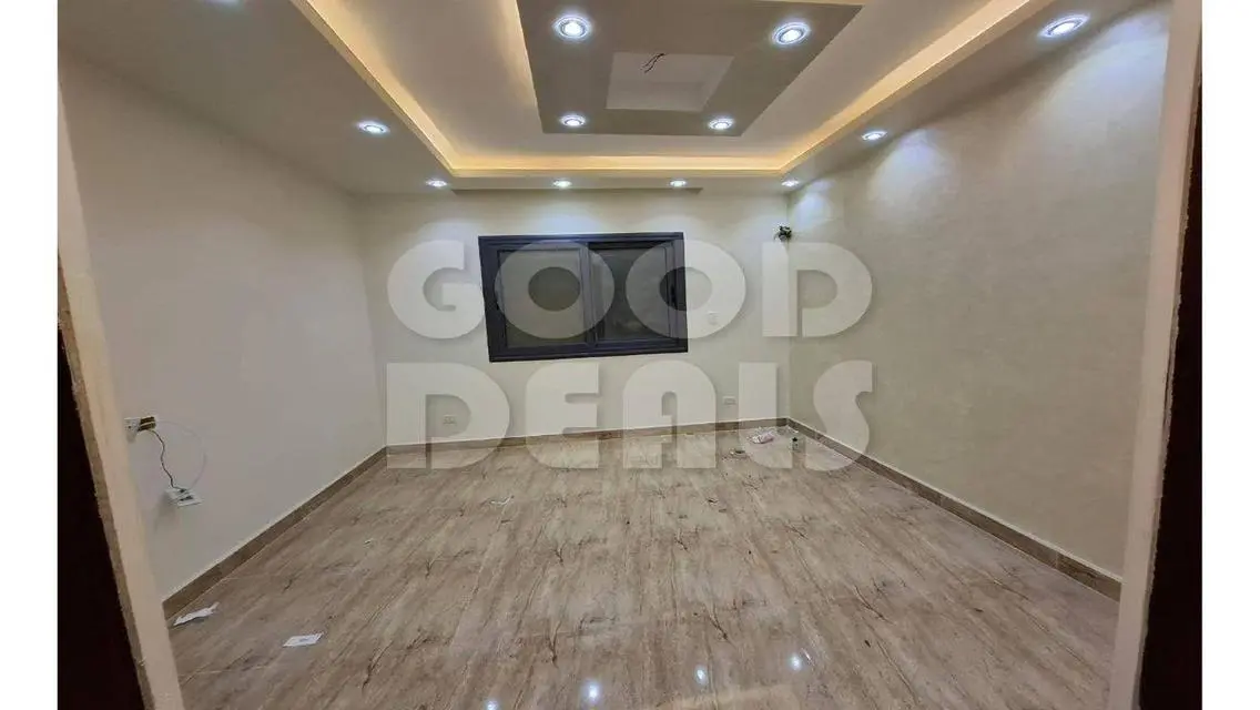Stunning Apartment with Balcony and Security Guard
