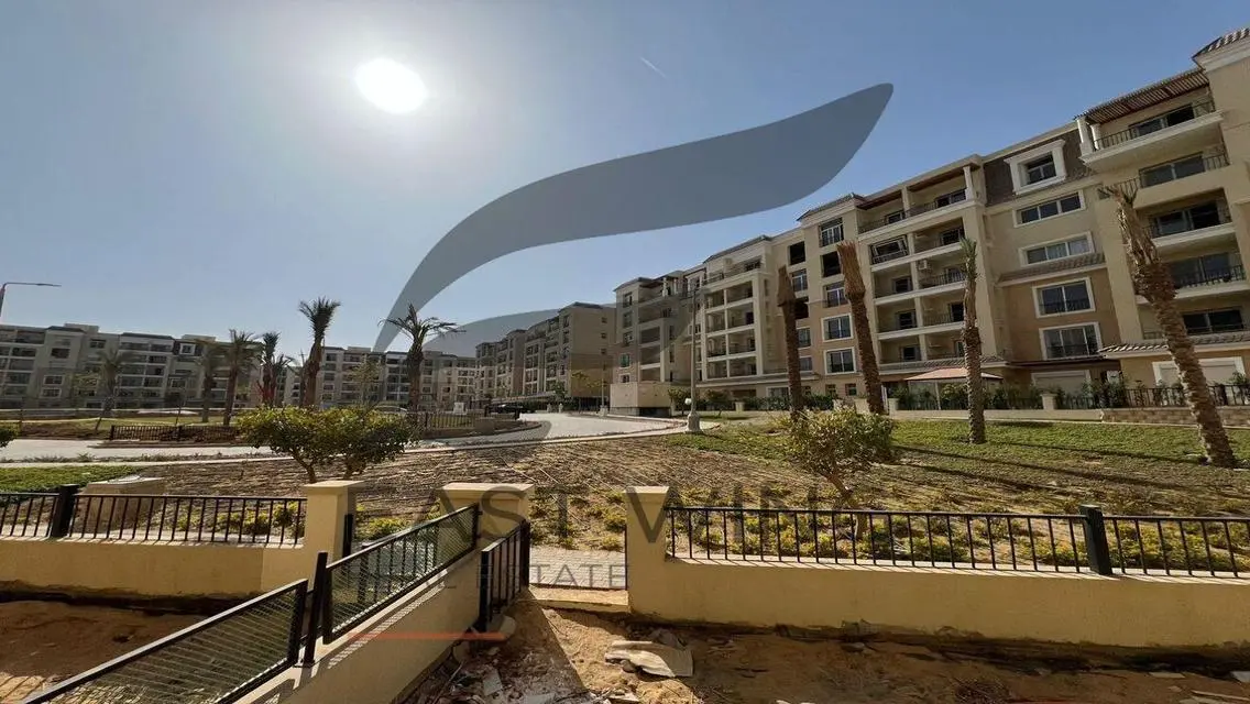 Luxury Apartment with Balcony and Excellent Amenities