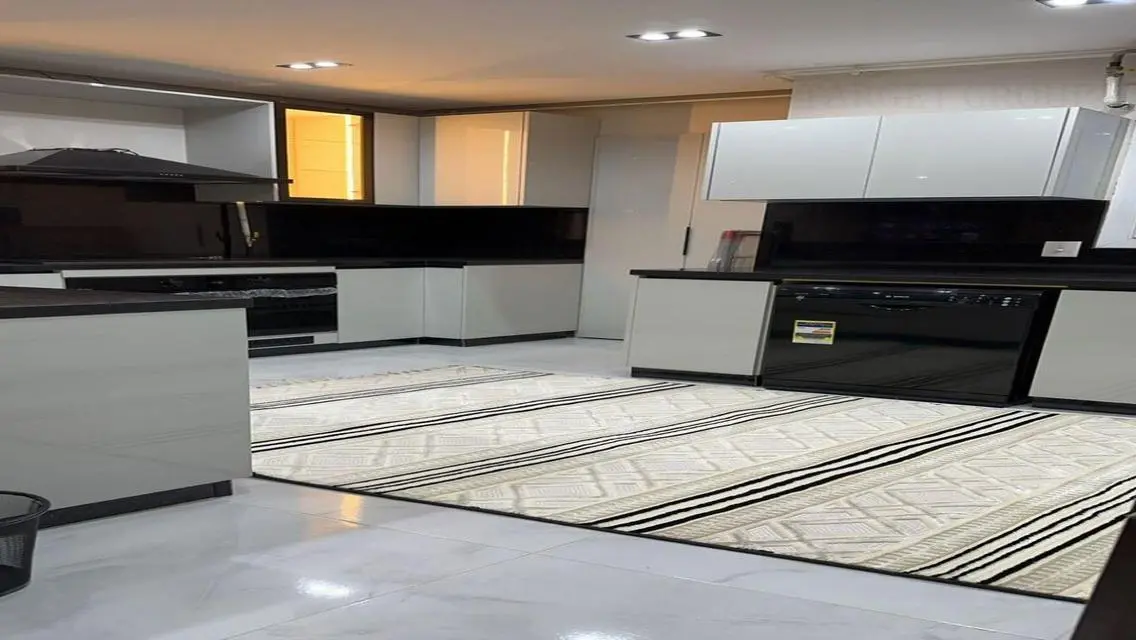 شقة مميزة 3 غرف مع حديقة خاصة