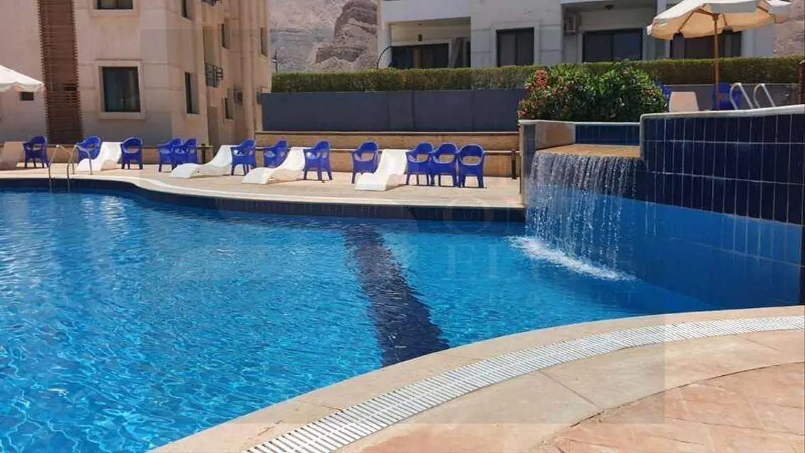 شقة فاخرة في هضبة العين مع إطلالات ساحرة