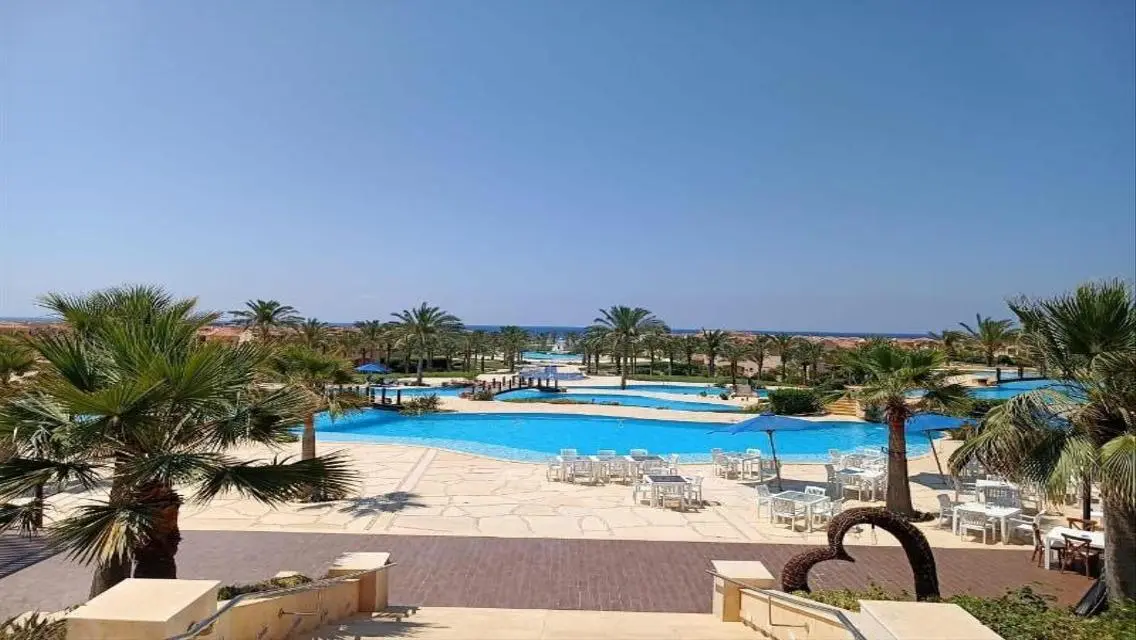 Luxurious Apartment with Full Sea View