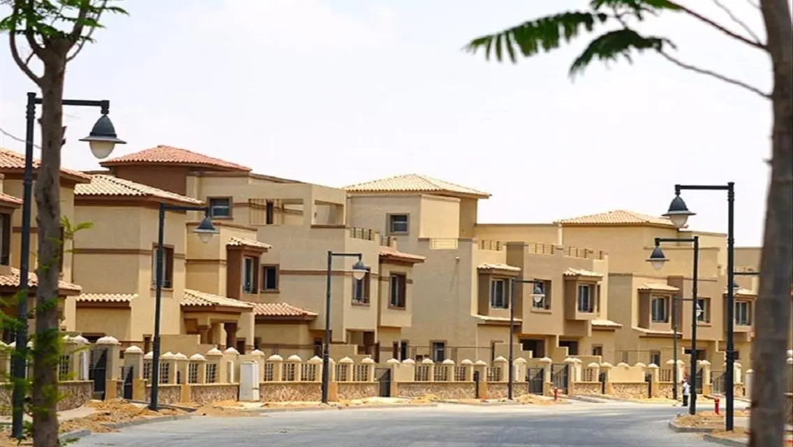 Luxury Apartment with Private Garden and Maid Room