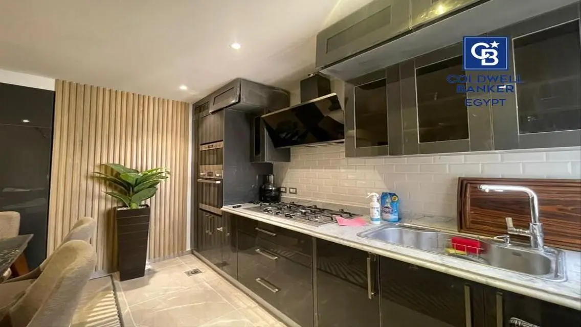 Luxury Apartment with Spacious Design and Stunning View