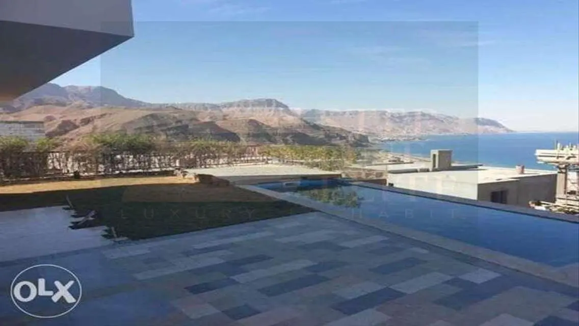 فيلا فاخرة للبيع في Il Monte Galala