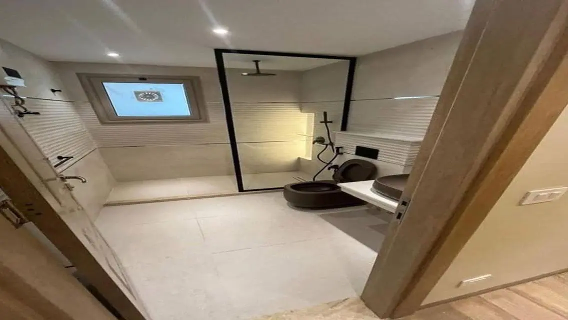 Luxury Villa with Complete Amenities
