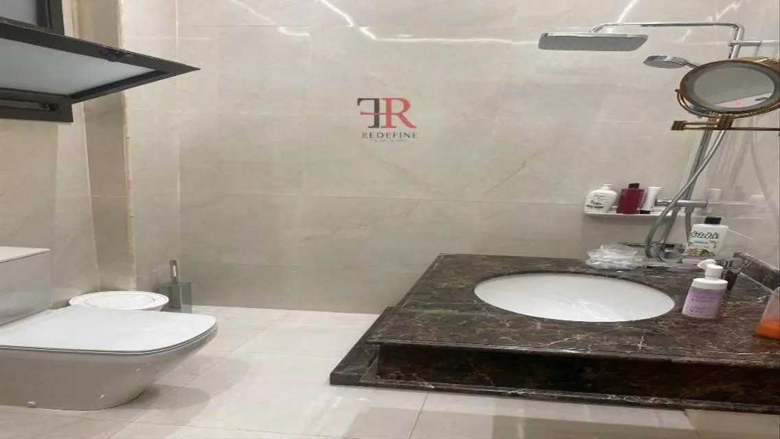 Luxury Apartment at an Attractive Price Near the Lakes