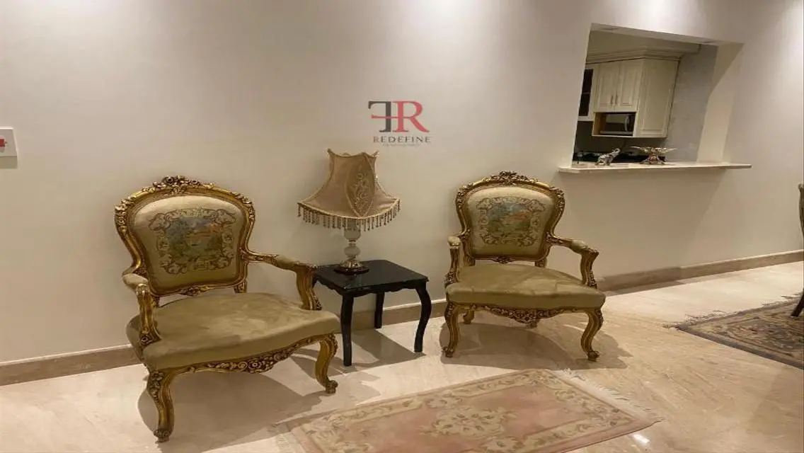 Luxury Apartment at an Attractive Price Near the Lakes
