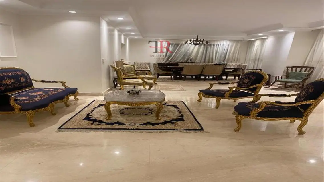 Luxury Apartment at an Attractive Price Near the Lakes