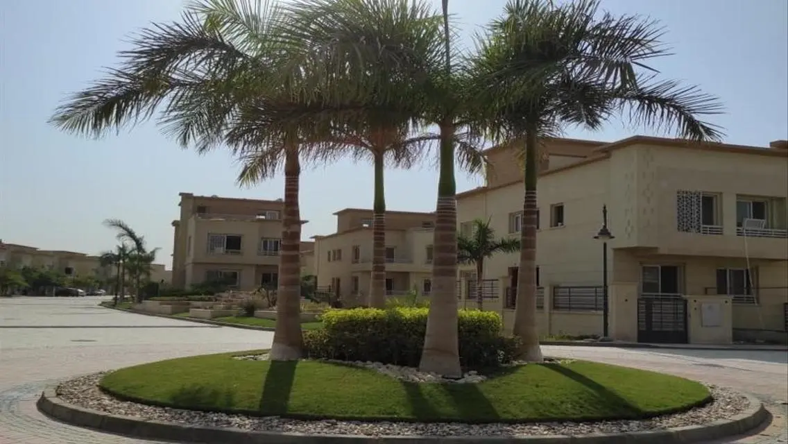 Luxury Villa for Sale - Stunning Views with Private Garden