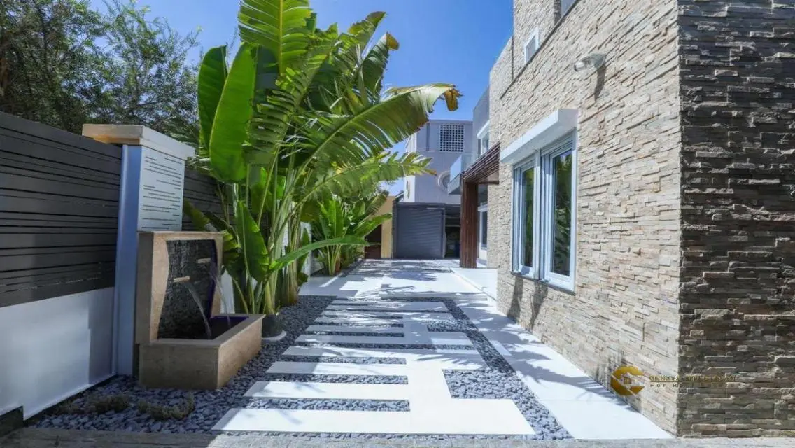 Luxury Villa with Private Pool and Garden in Prime Location