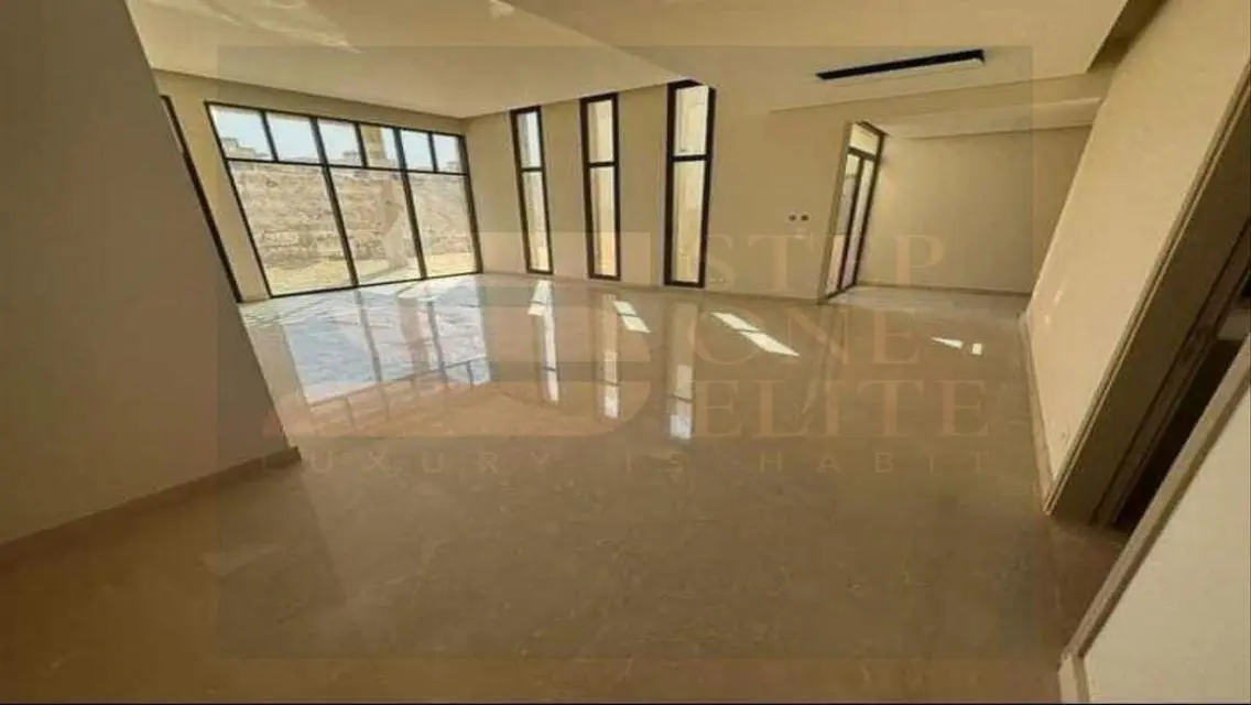 Luxury Apartment in Montenapoleone - Mostakbal 40