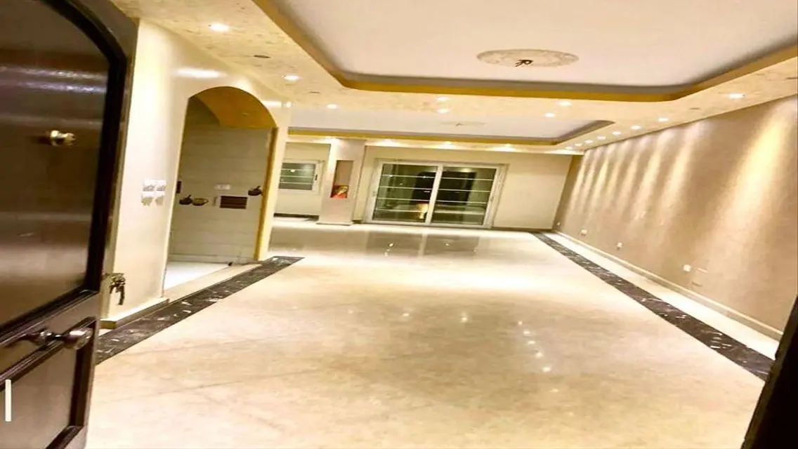 Luxury Apartment for Sale - 420 Sq. M