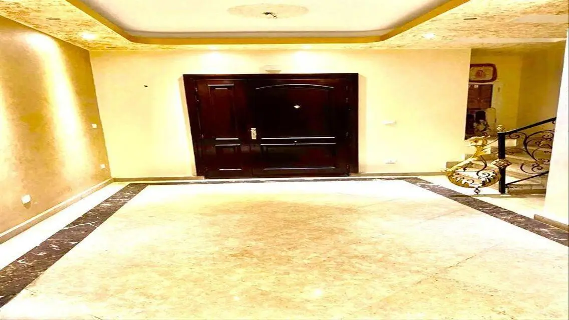 Luxury Apartment for Sale - 420 Sq. M