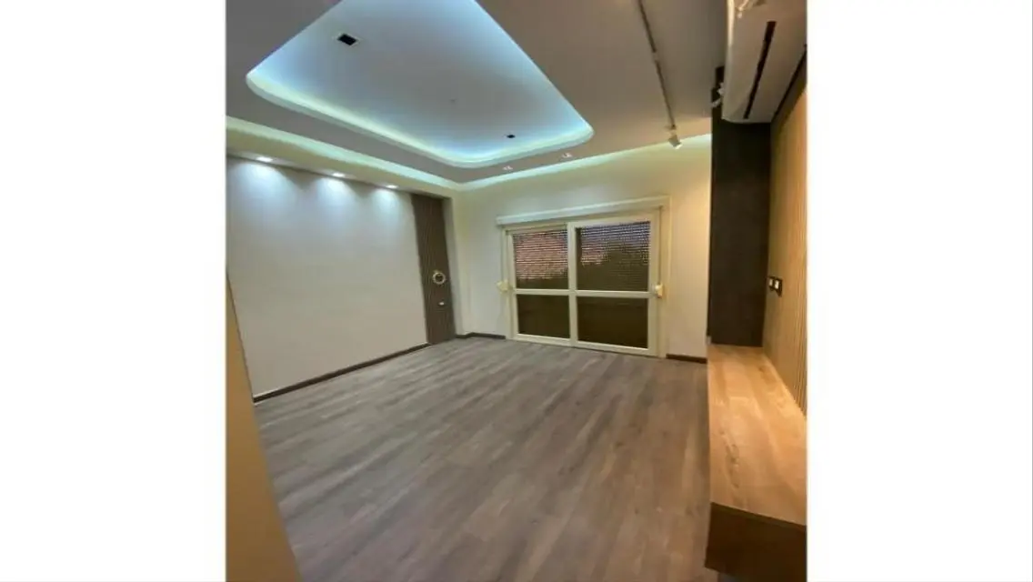 Stunning Apartment with Spacious Area and Private Garden