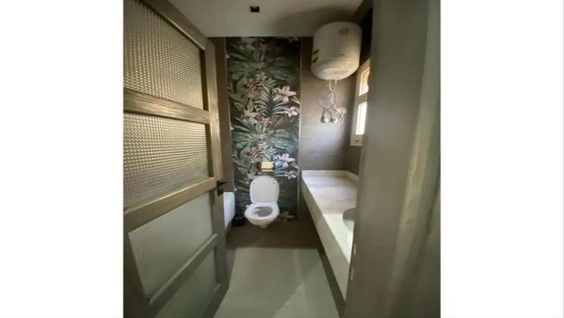 Stunning Apartment with Spacious Area and Private Garden