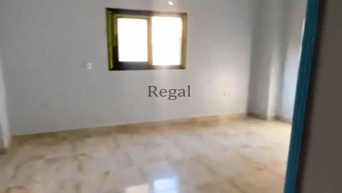 شقة مميزة للبيع بمساحة 185 متر