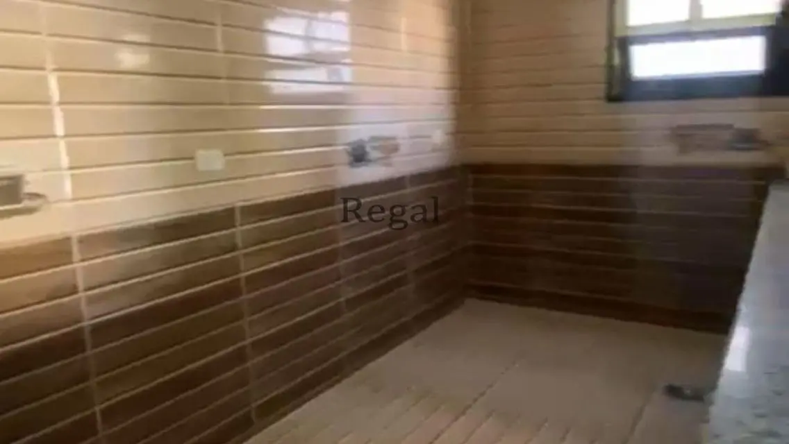 شقة مميزة للبيع بمساحة 185 متر
