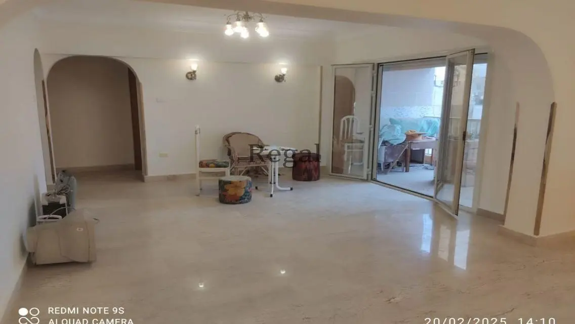 شقة رائعة للبيع في قلب المدينة
