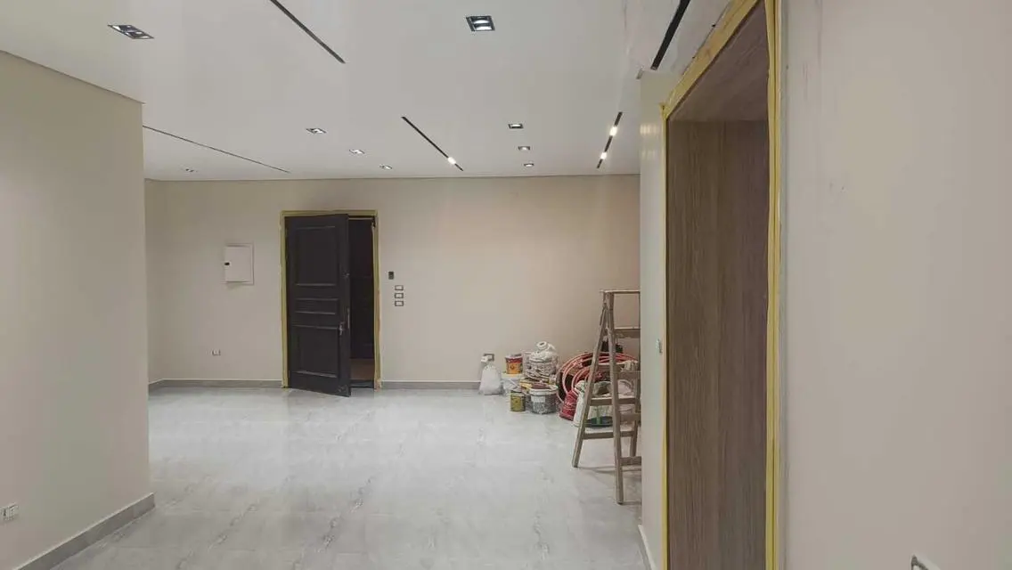 Spacious 3-Bedroom Apartment with Great Amenities