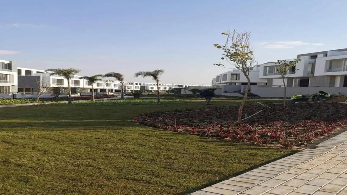 Luxury Villa for Sale with Private Garden and Pool