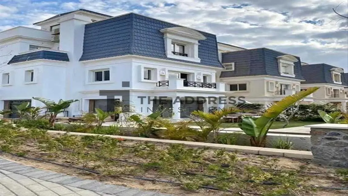 Luxury Villa for Sale in District 5, New Cairo
