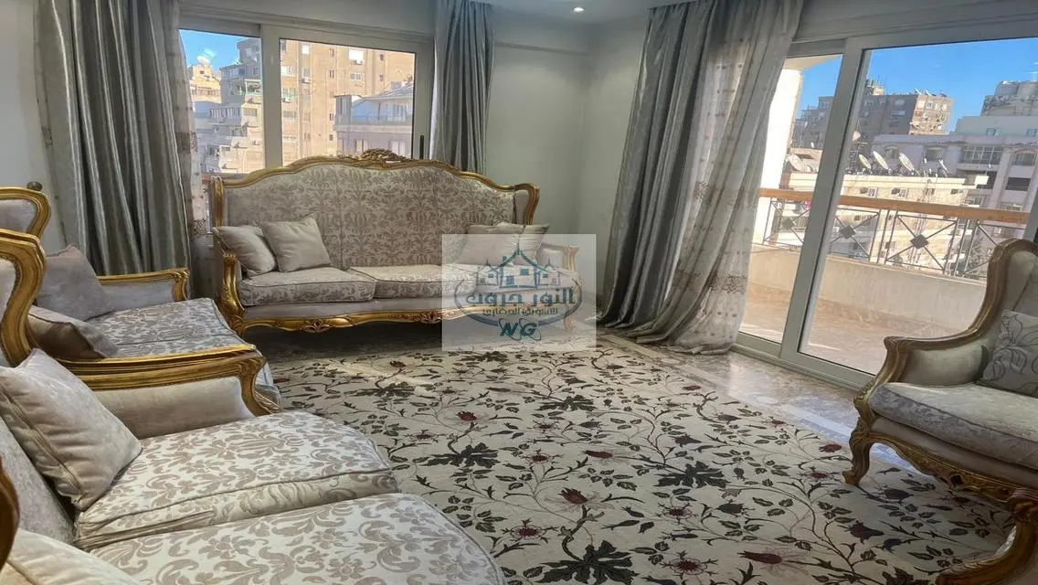 Stunning 150 sqm Apartment in a Prime Location
