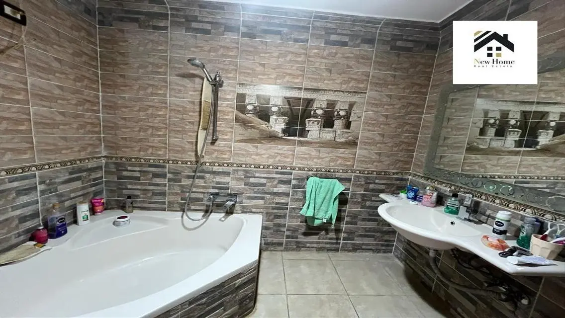 Luxury Villa with Private Garden and Pool in a Prime Location
