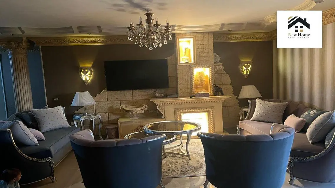 Luxury Villa with Private Garden and Pool in a Prime Location