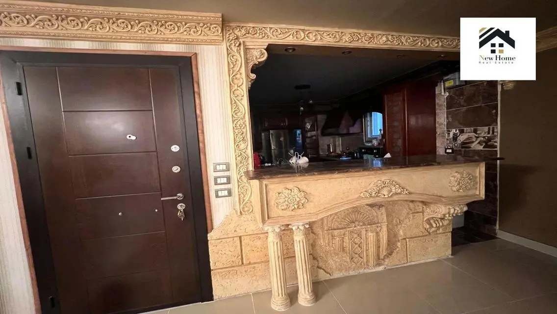 Luxury Villa with Private Garden and Pool in a Prime Location
