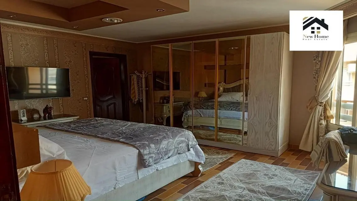 Luxury Villa with Private Garden and Pool in a Prime Location